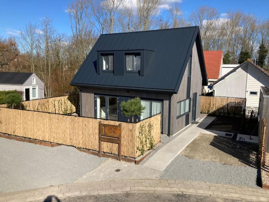 Vakantiewoning 1 Aan Zee, 400 Meter Van Het Strand Zoutelande Exterior photo